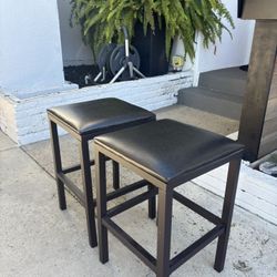 Set Of Two Stools
