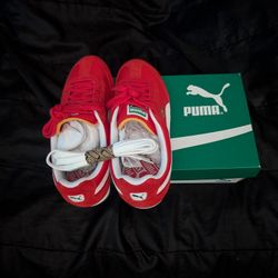 PUMA Women's Arizona Nylon Red & Grey Shoes Size 9