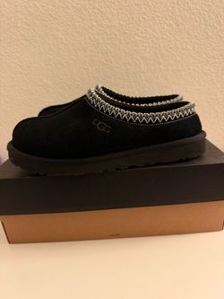 Uggs black Tasman