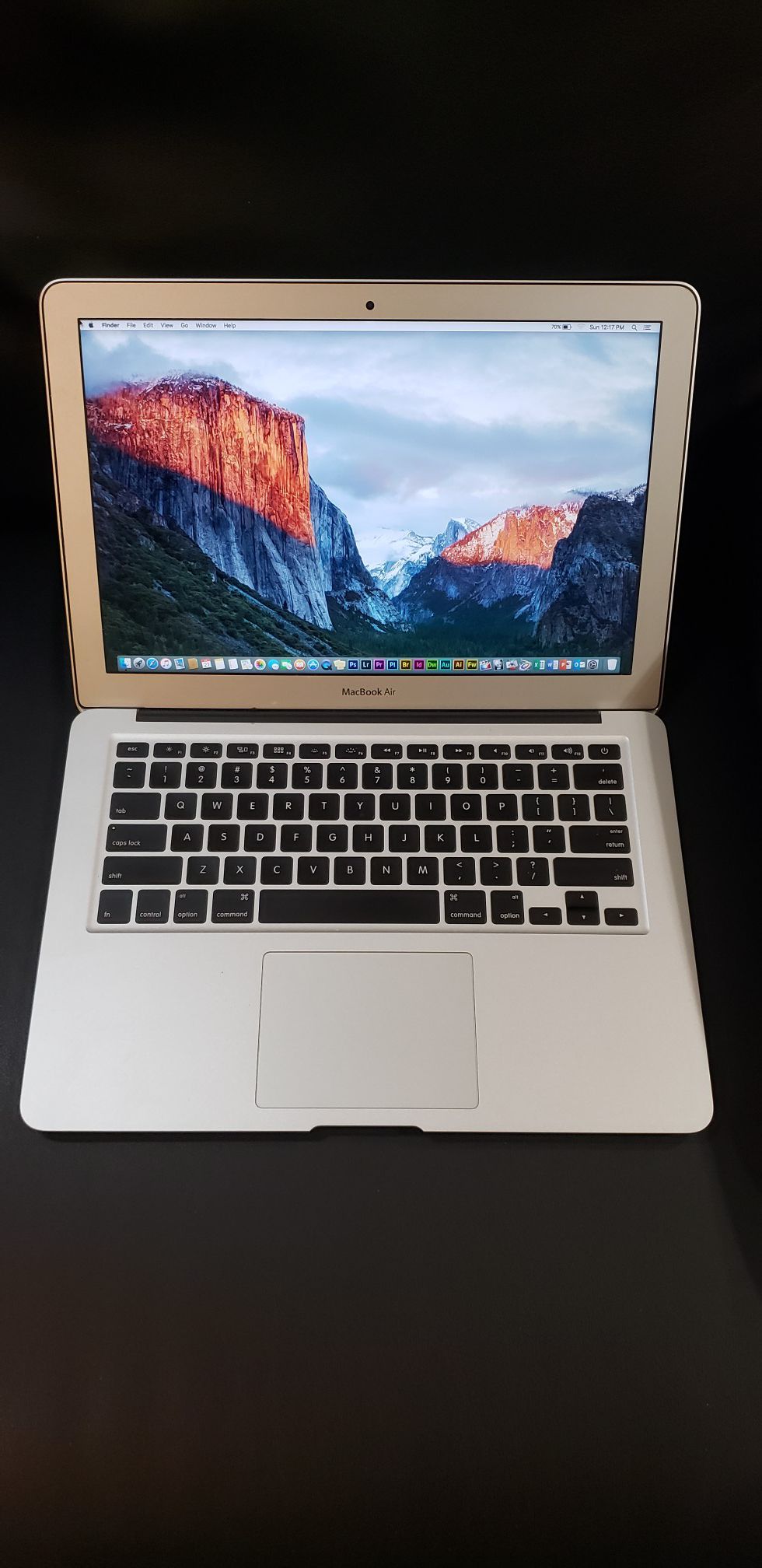 2015 Macbook Air 13 inch with over $600 in paid software for photo and video editing