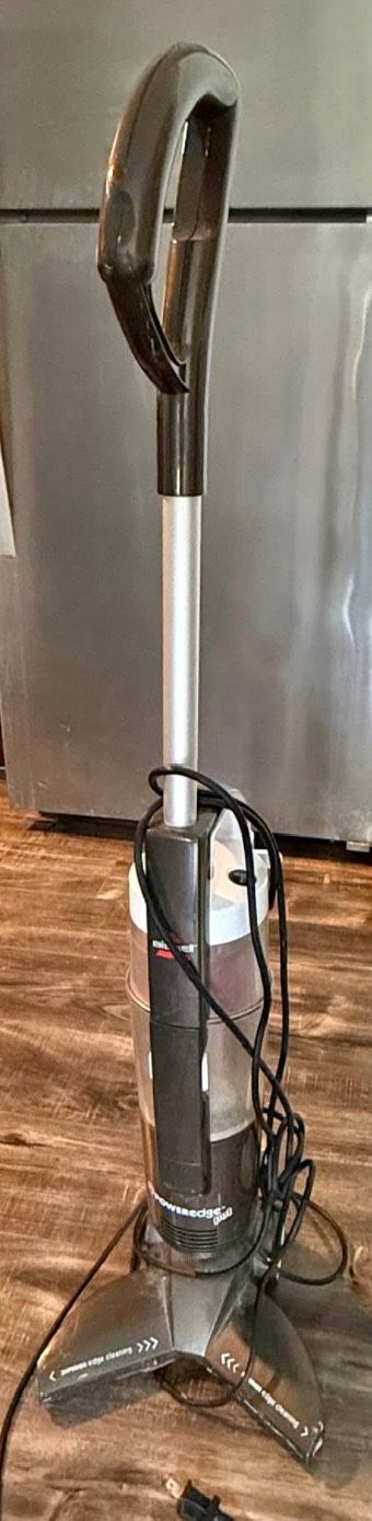 Bissell PowerEdge Pet Hardwood Floor Bagless Cleaner vacuum