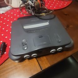 n64, 2 controller and 6 games 2 very rare mario party and zelda