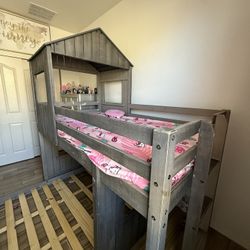 Treehouse Bunk Bed 