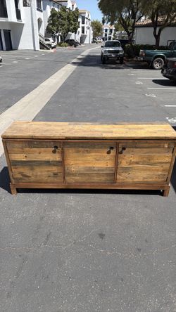 Unique decorative piece / dresser