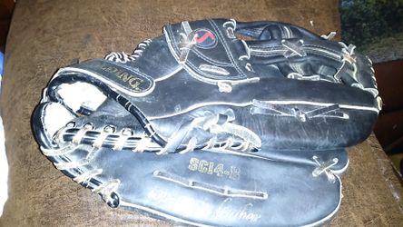 Spalding SC24-B Competition Series Black Baseball Softball Glove 14" RHT
