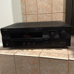 Yamaha AV Receiver RX-V595