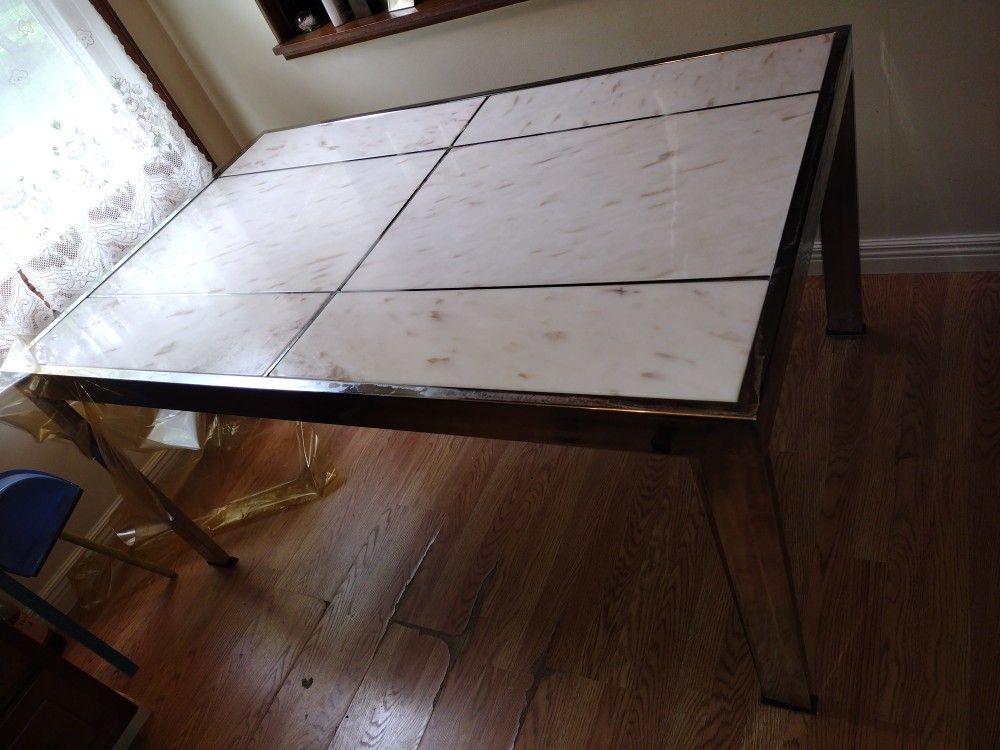 Dinette Or Office Table