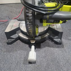 RYOBI 7-1/4 in. Compound Miter Saw