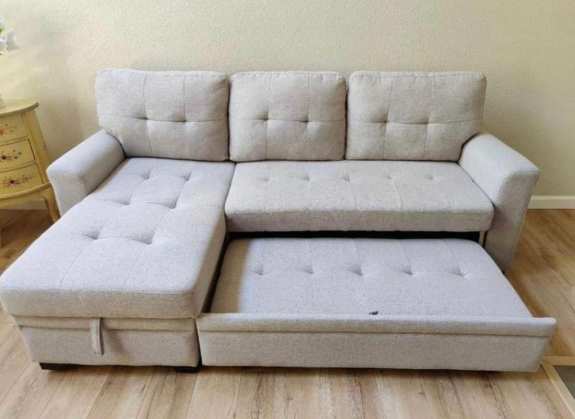 Light Gray Sleeper Sectional Sofa with Bed Pullout and Reversible Storage Chaise