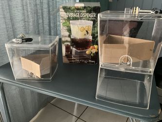 Cold Drink Dispenser 3 Gallon/ Plastic For Game Parties Or BBQ