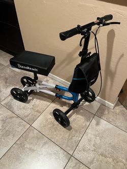 Knee Walker, Just Assembled, Adjustable. Super Cheap !