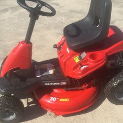 Riding Lawnmower R110 Craftsman 