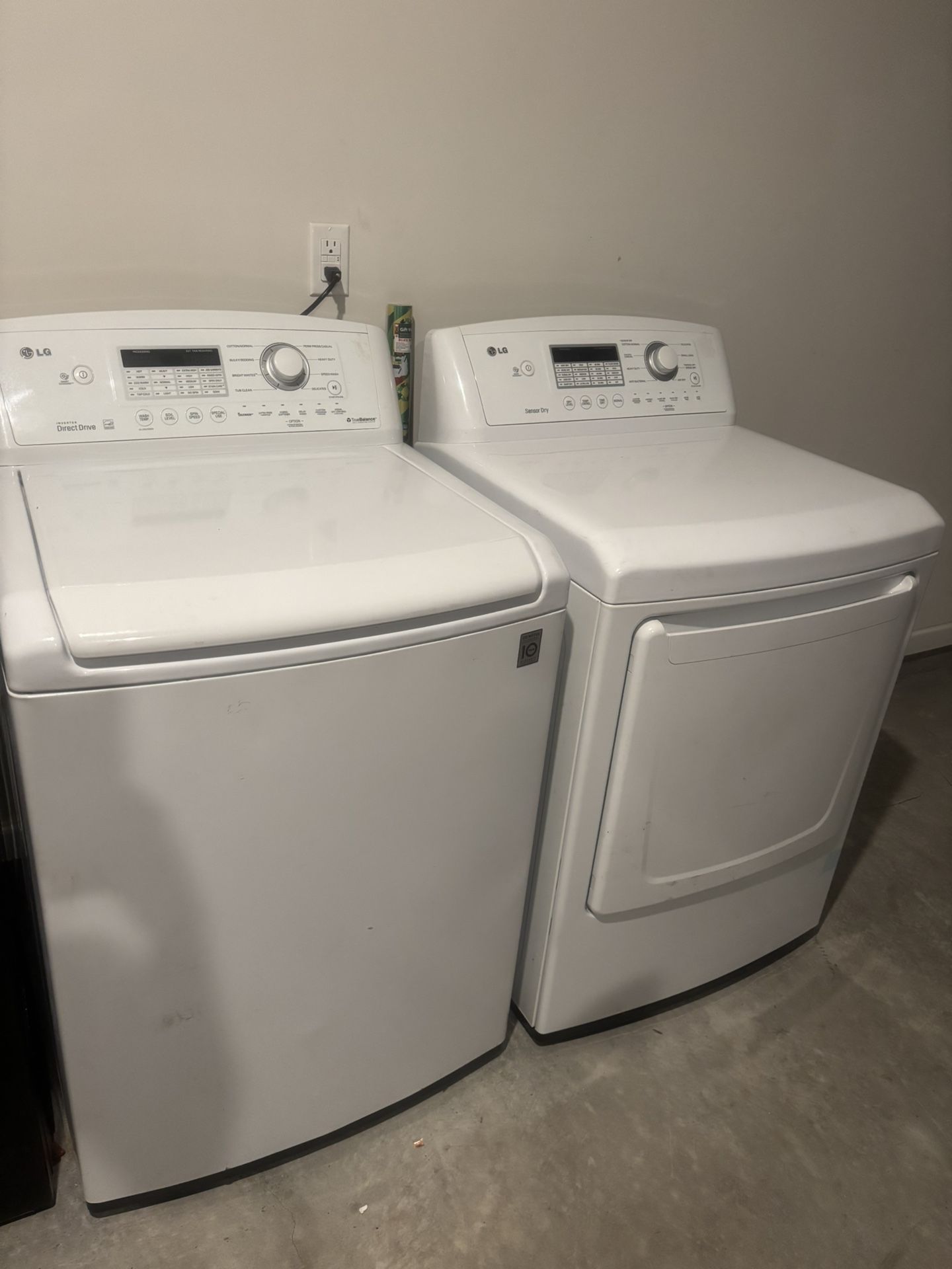 Washer & Dryer