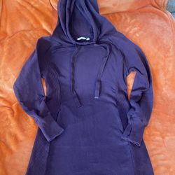 Burgundy Long Pullover Hoodie Size medium 