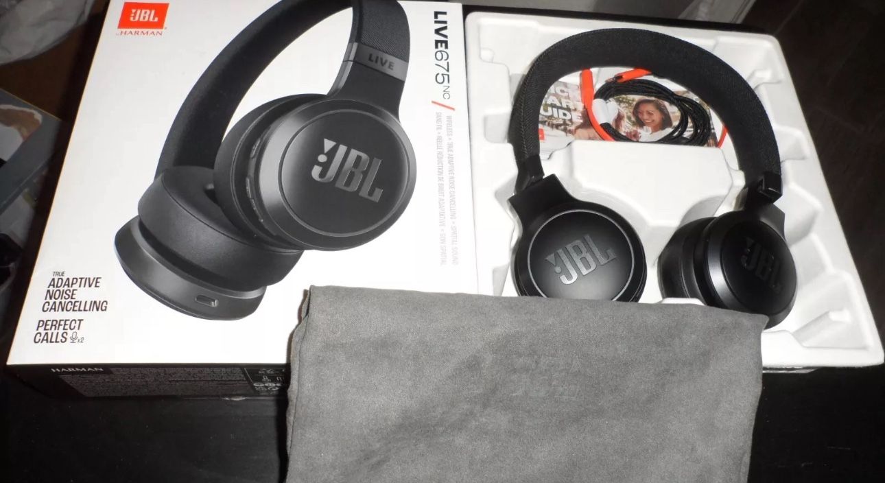 JBL Live 675NC Wireless True Adaptive Noise-cancelling On-Ear Headphones - Retail $99