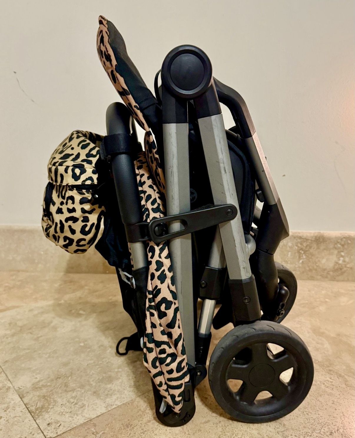 Lightweight Compact Baby Stroller