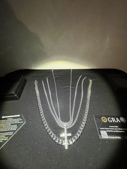 Cuban necklaces with rope and VVS cross pendant ✝️