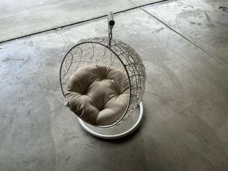 Cat swing