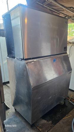 Big ice machine