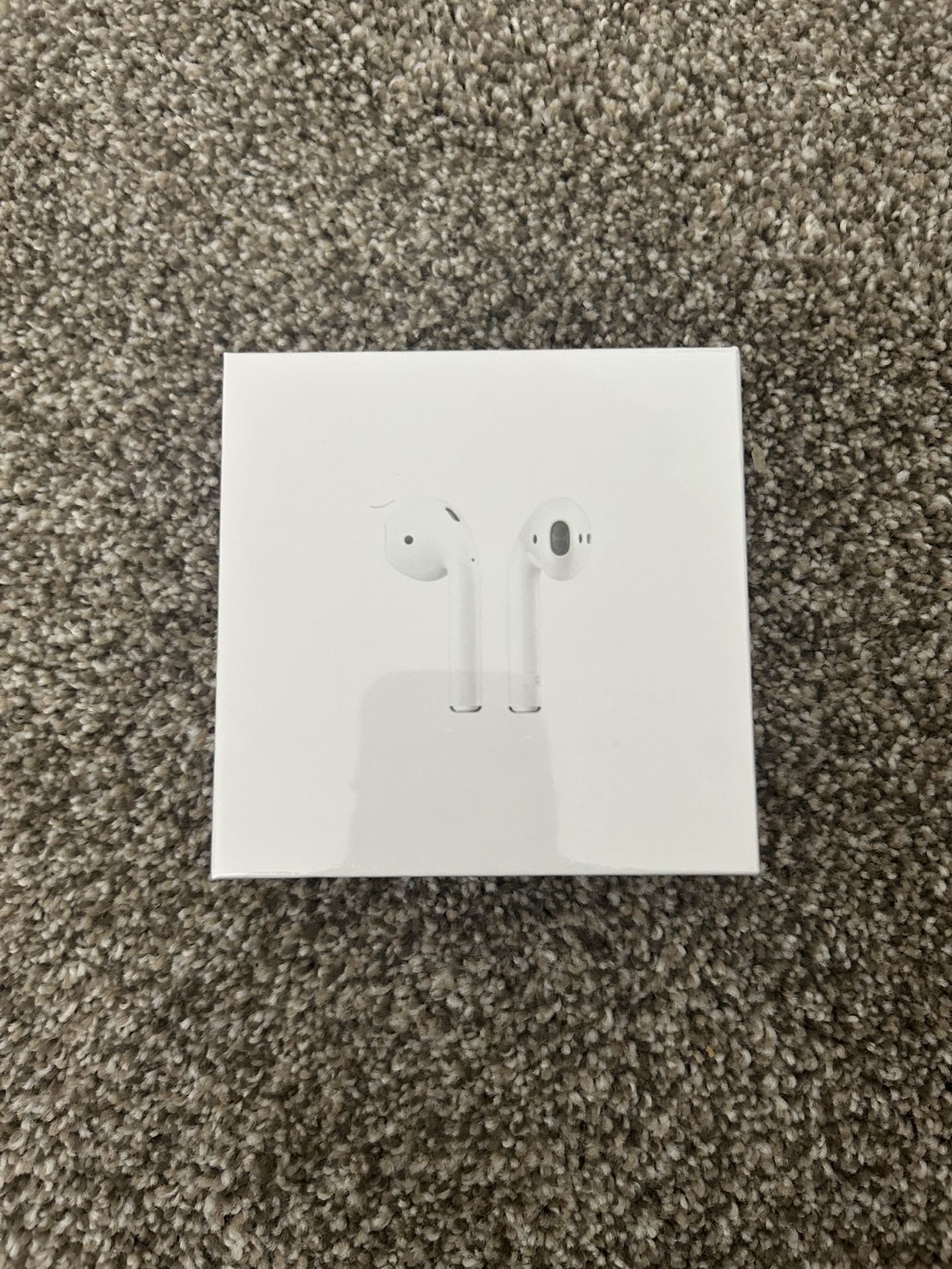 AirPods ( 2nd Generation )