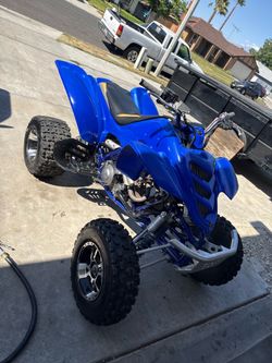 Yamaha raptor 660