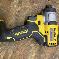 12 V Dewalt impact