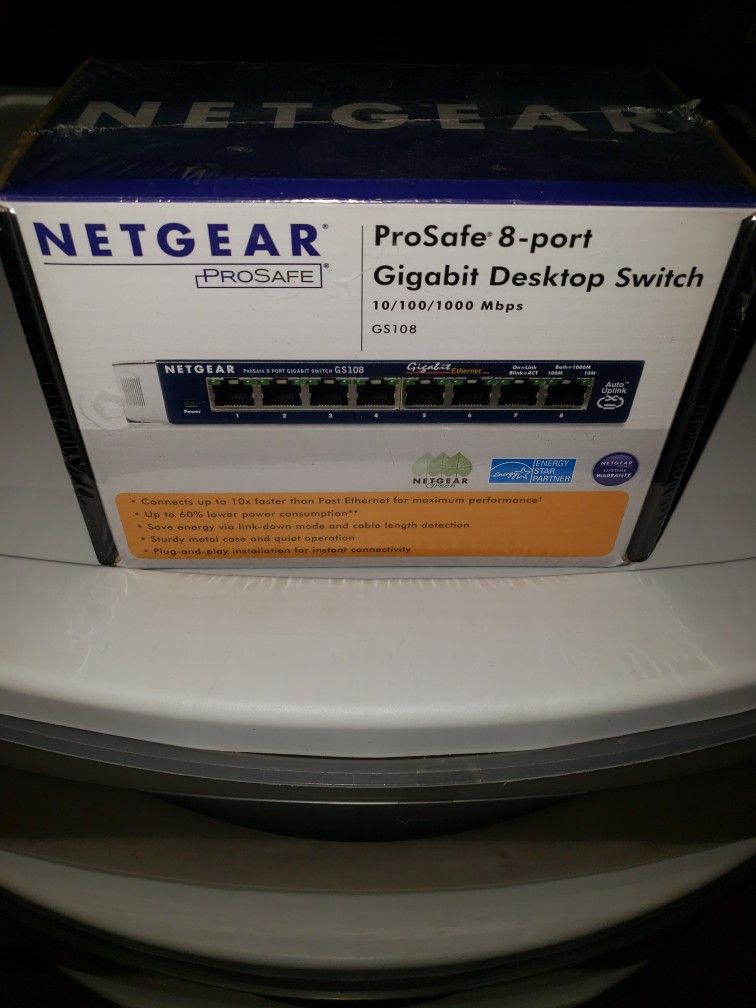 New Netgear ProSafe 8 Port Gigabit Desktop Switch 10/100/1000 Mbps