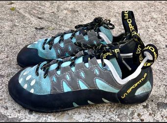 LA SPORTIVA ROCK CLIMBING