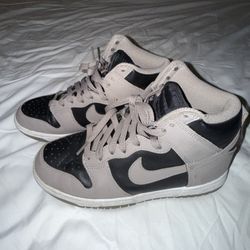 Nike Dunk Moon Fossil 