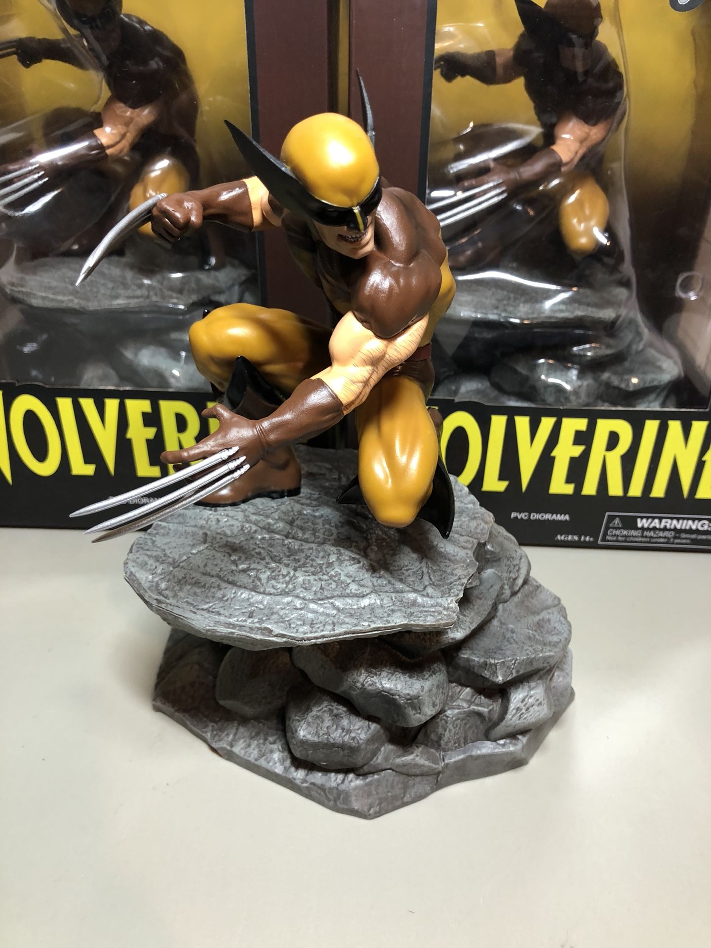 Marvel Wolverine Gallery Action Figure Statue Collectible