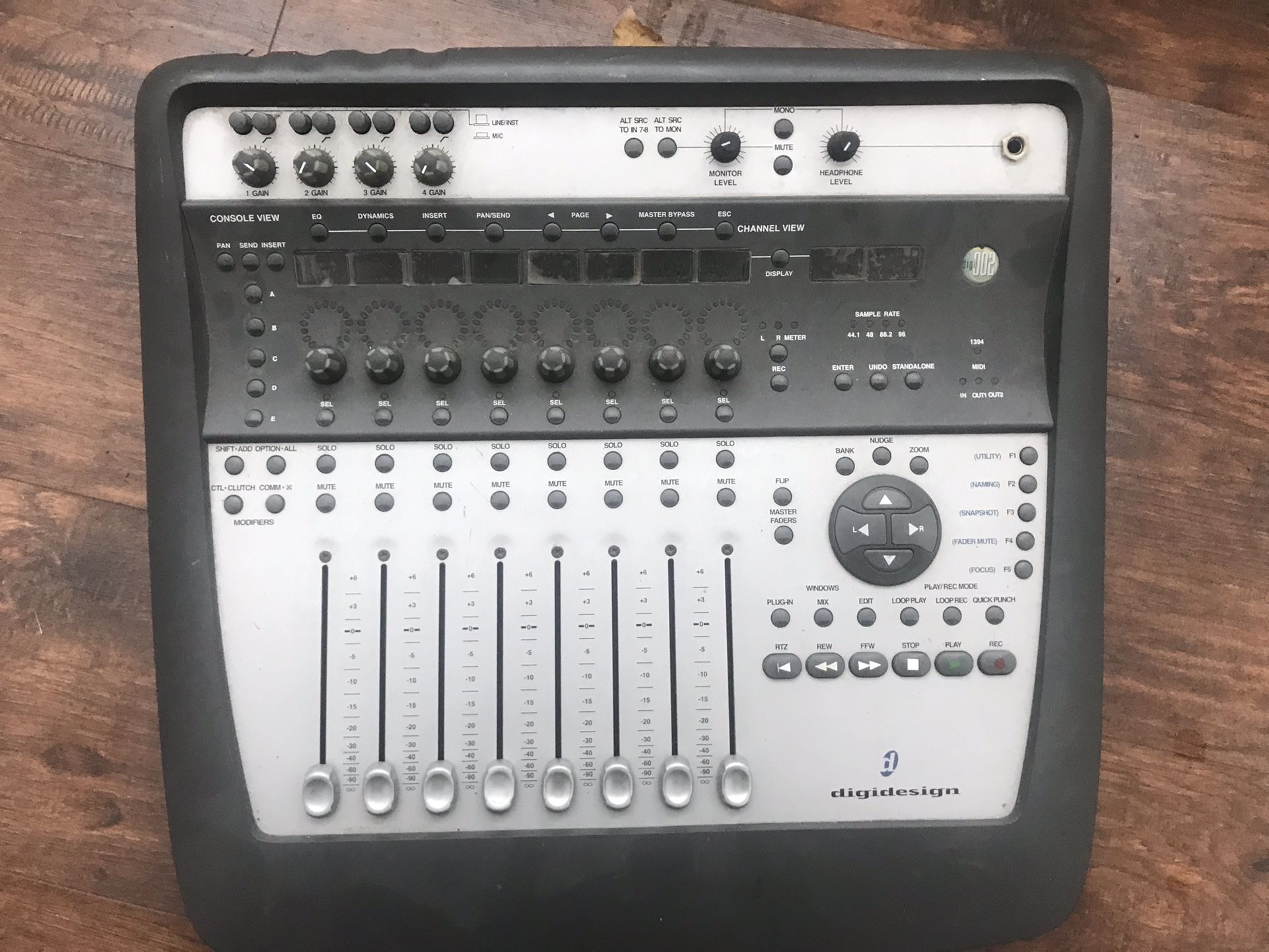 M-Audio dgidisaig 002