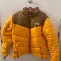 The North Face Saikuru Puffer Jacket