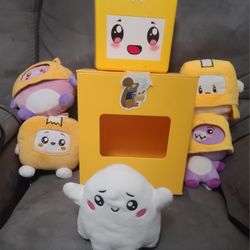 Lanky Box Plush Set 