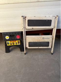 2 STEP LADDERS