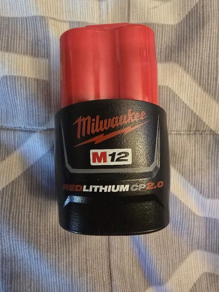 Milwaukee Battery. 2.0