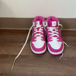 Nike Air Jordan’s 1 Mid Pink & White - GS 6.5Y