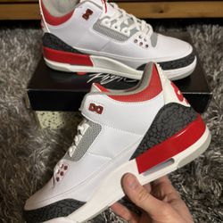 Jordan 3 Fire Red Size 9.5 Men’s Sneakers