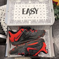 KD15 Size 8. Great Condition