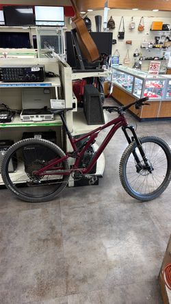 Full Suspension Specialized Mountain Bike