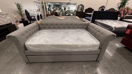 DAY BED