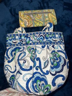 Lot of 4 Vera Bradley pieces