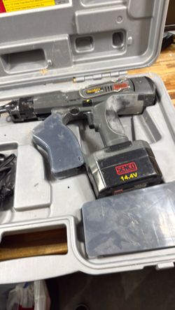 Senco DS202-14v