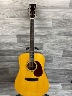 Potomac PVD-18 Acoustic Guitar Natural Finish w/ Case – Good Condition (A1D013637)