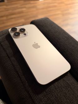 Iphone 16 pro max 256gb excellent condition