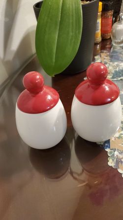 Sugar container