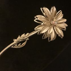 Large Goldtone Flower Brooch With Crystals