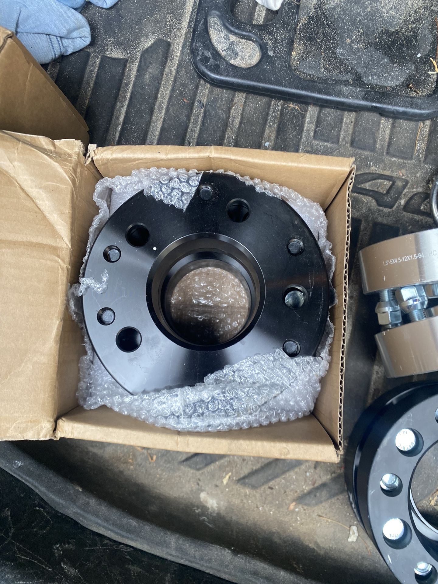KAX Spacers