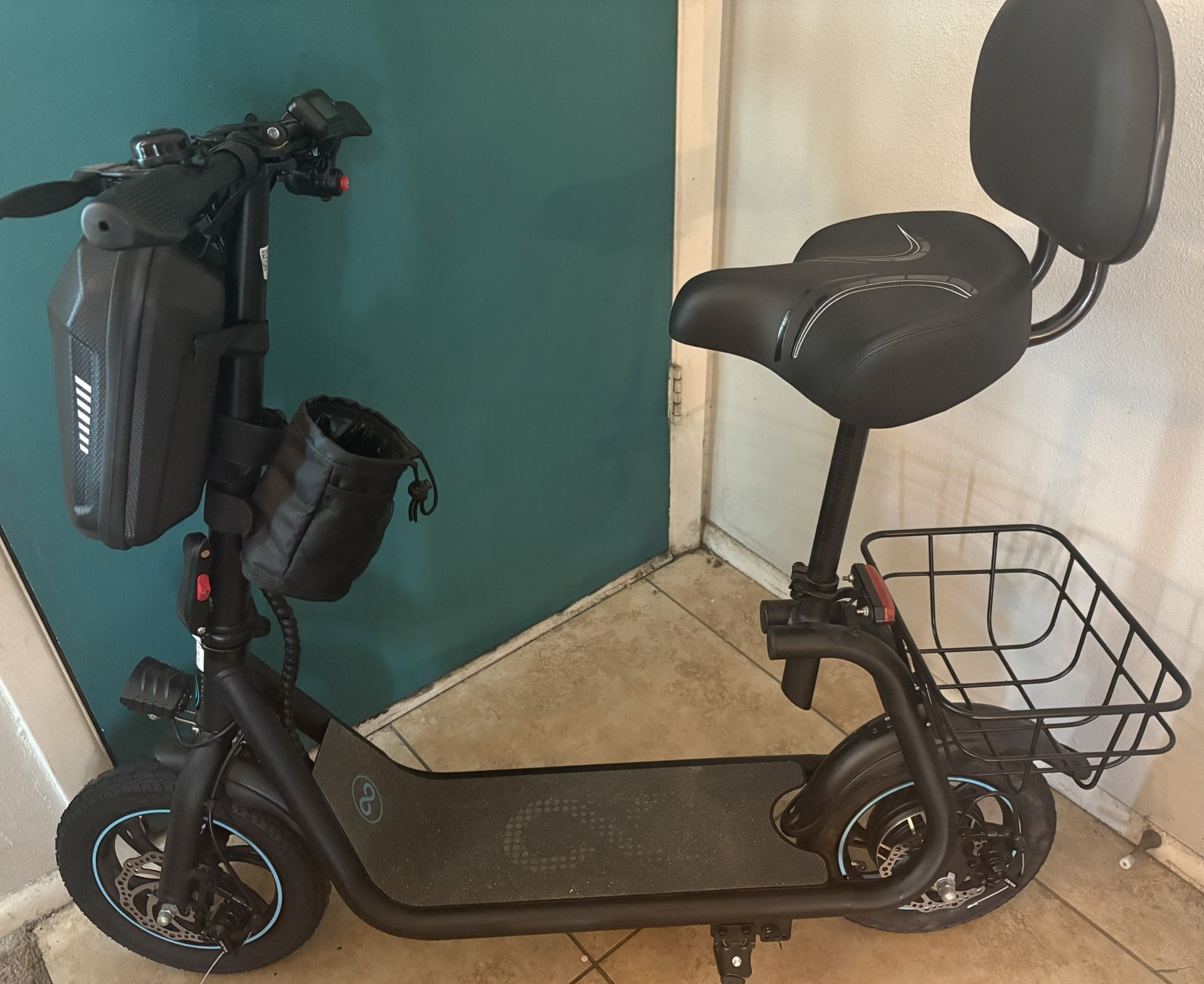 C1 Scooter Electric Like New