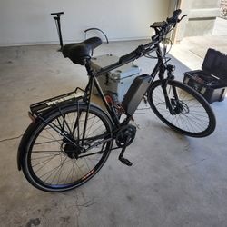 BRA NEW GT E-BIKE BLACK ON BLACK