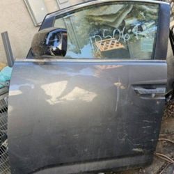 2011 To 2016 Honda Odyssey Driver Side Door With Small Dent